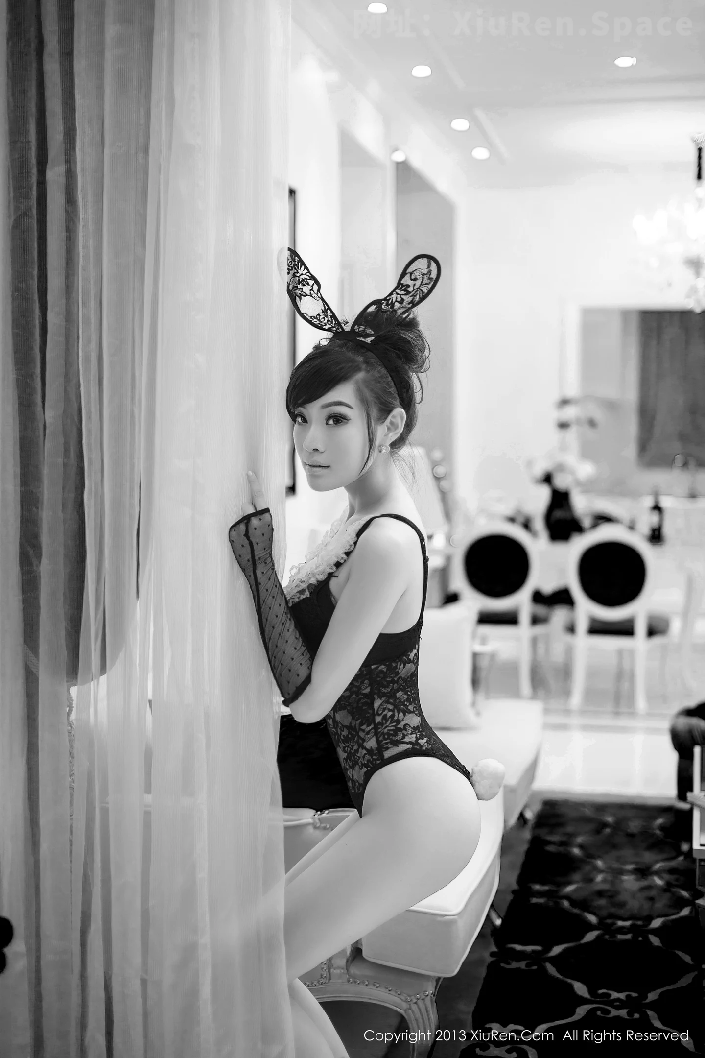 图片[2]-[XiuRen秀人网]VOL.041 模特容容容alice透明薄纱情趣内衣秀美乳诱惑写真42P-秀人网官方网站